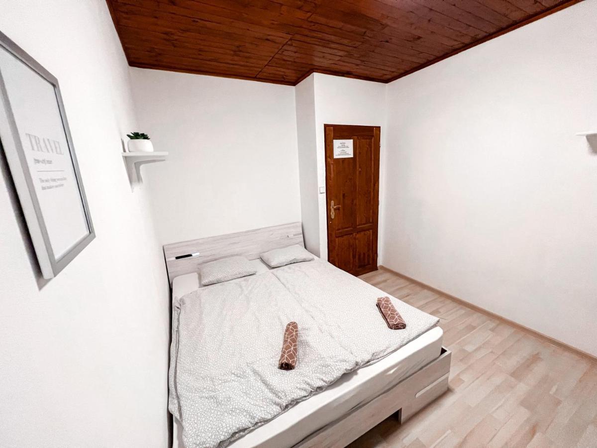 3 Apartments In 1 Location Prague Extérieur photo